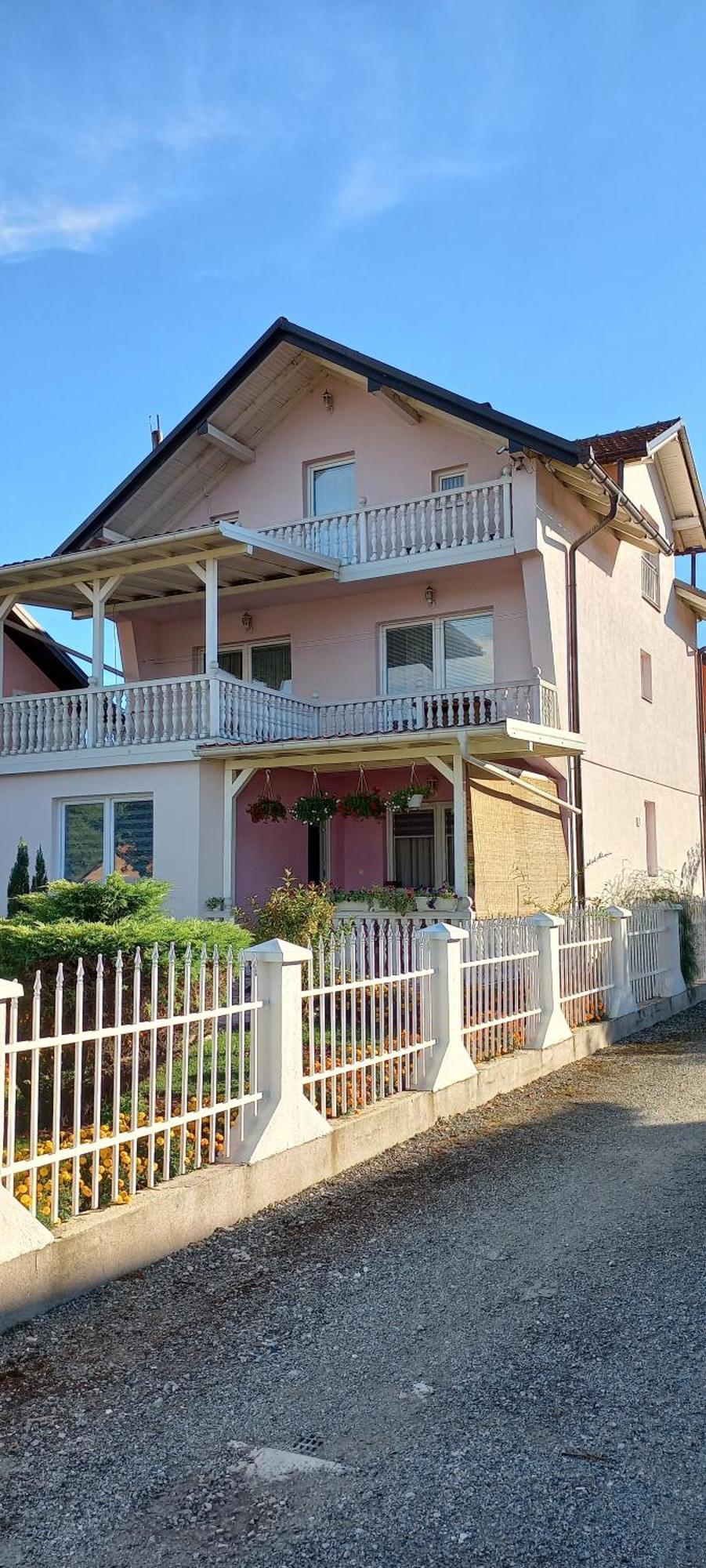 Holiday Home Peaceful Retreat วิโซโค ภายนอก รูปภาพ